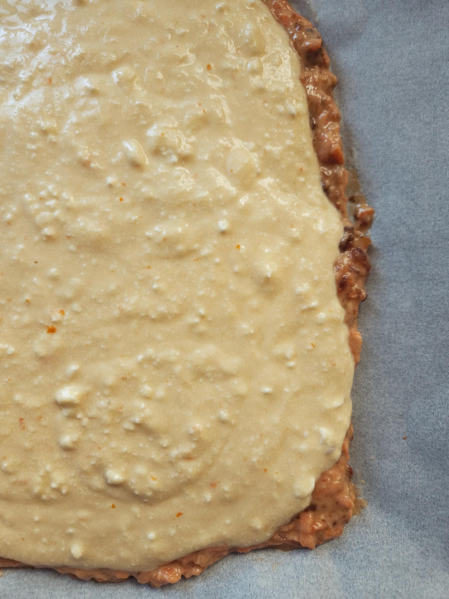 Κέικ καρότου σε ρολό γεμιστό με κρέμα από ελληνικά τυριά